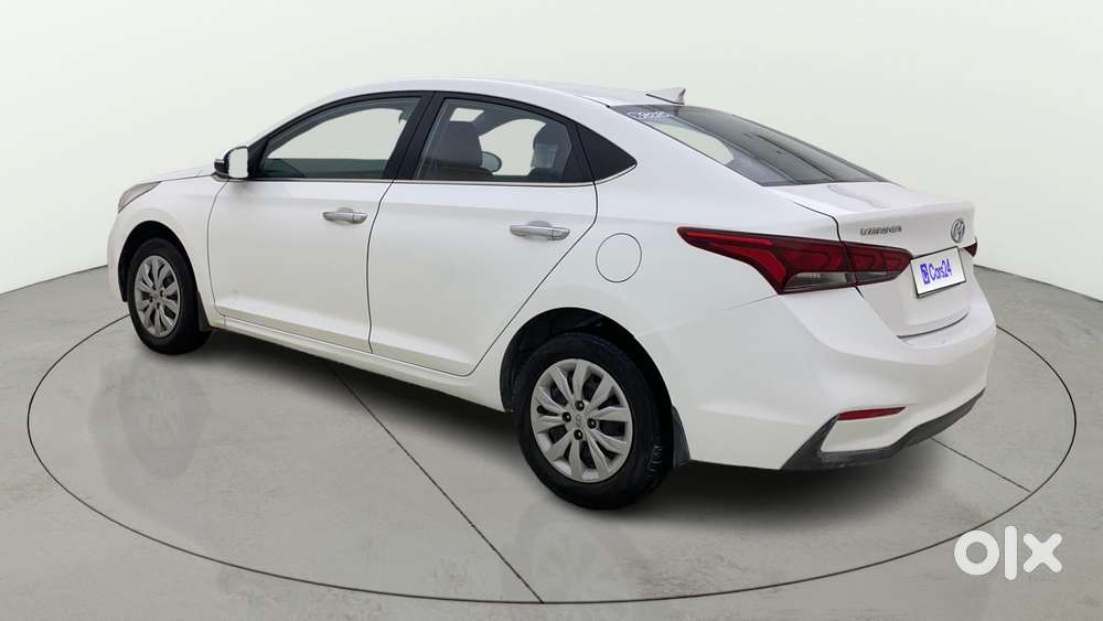 Hyundai Verna 1.4 Vtvt Ex, 2019, Petrol