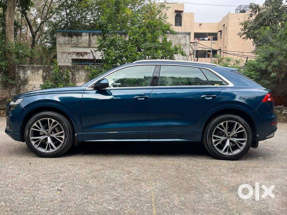 Audi Q8 3.0 Celebration Edition, 2023, Petrol