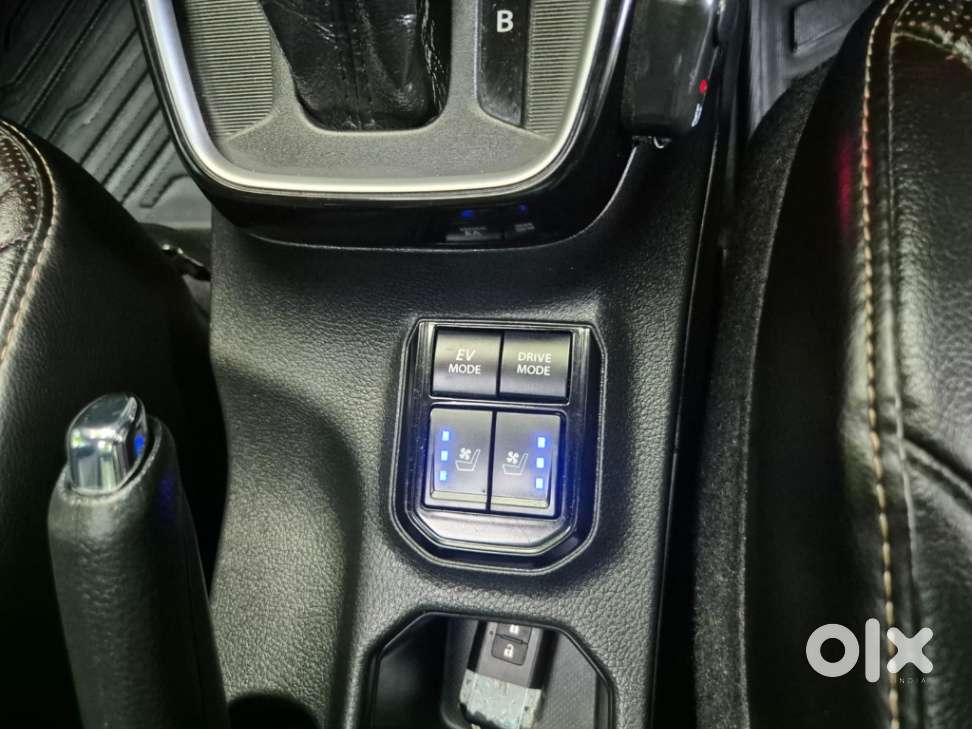 Maruti Suzuki Grand Vitara 1.5 Alpha Plus Intelligent Hybrid Ecvt, 2..