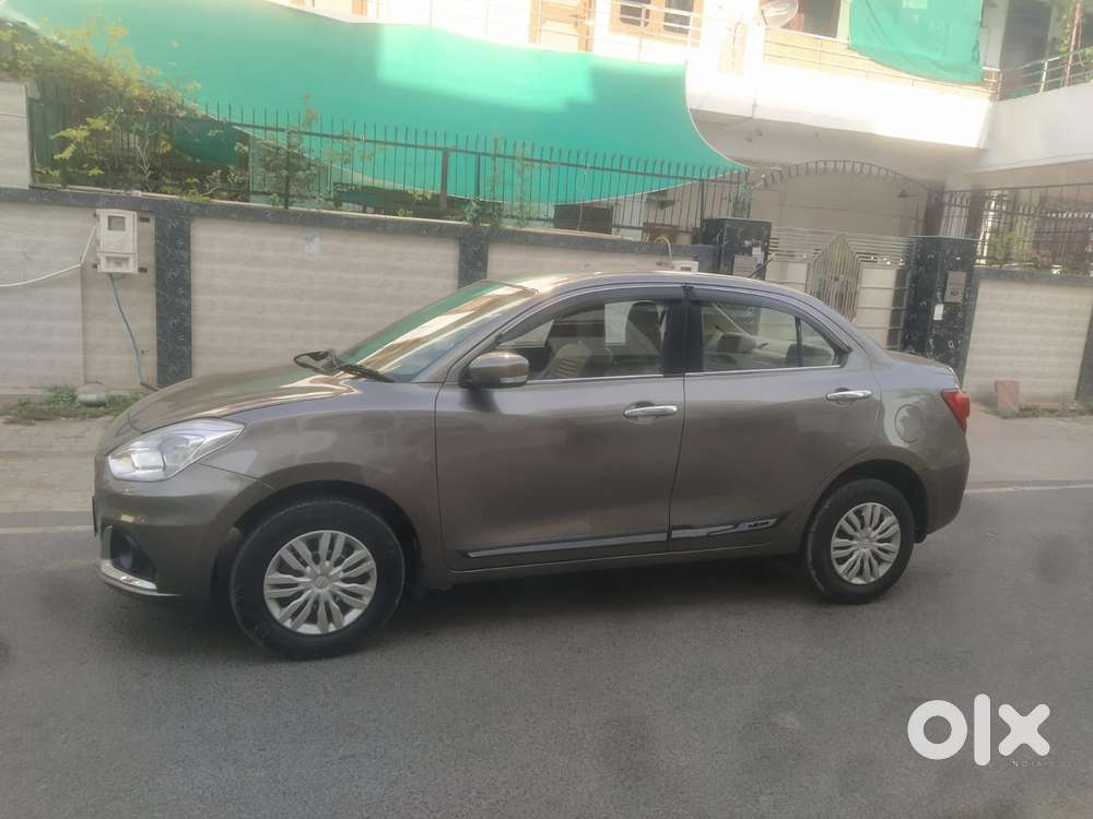 Maruti Suzuki Dzire Vxi Ags, 2023, Petrol