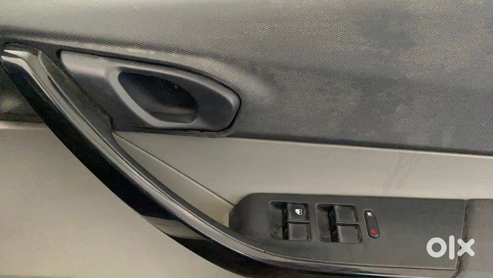Tata Tiago 1.2 Revotron Xm, 2019, Petrol