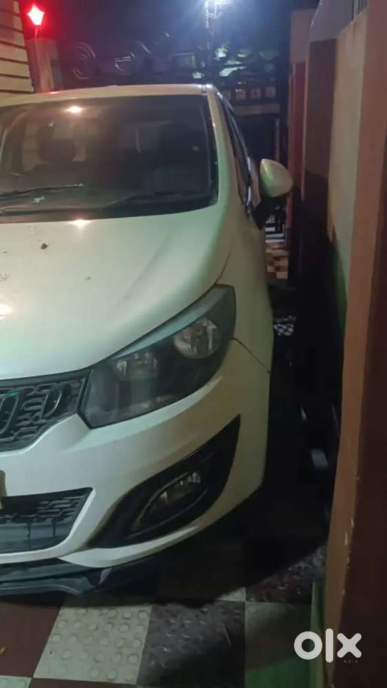 Mahindra Marazzo 1.5 M4 Plus 2019 Comercial Number