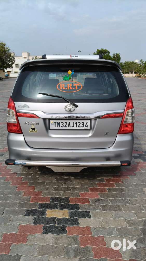 Toyota Innova 2.5 Zx 7 Str Bs-iv, 2015, Diesel