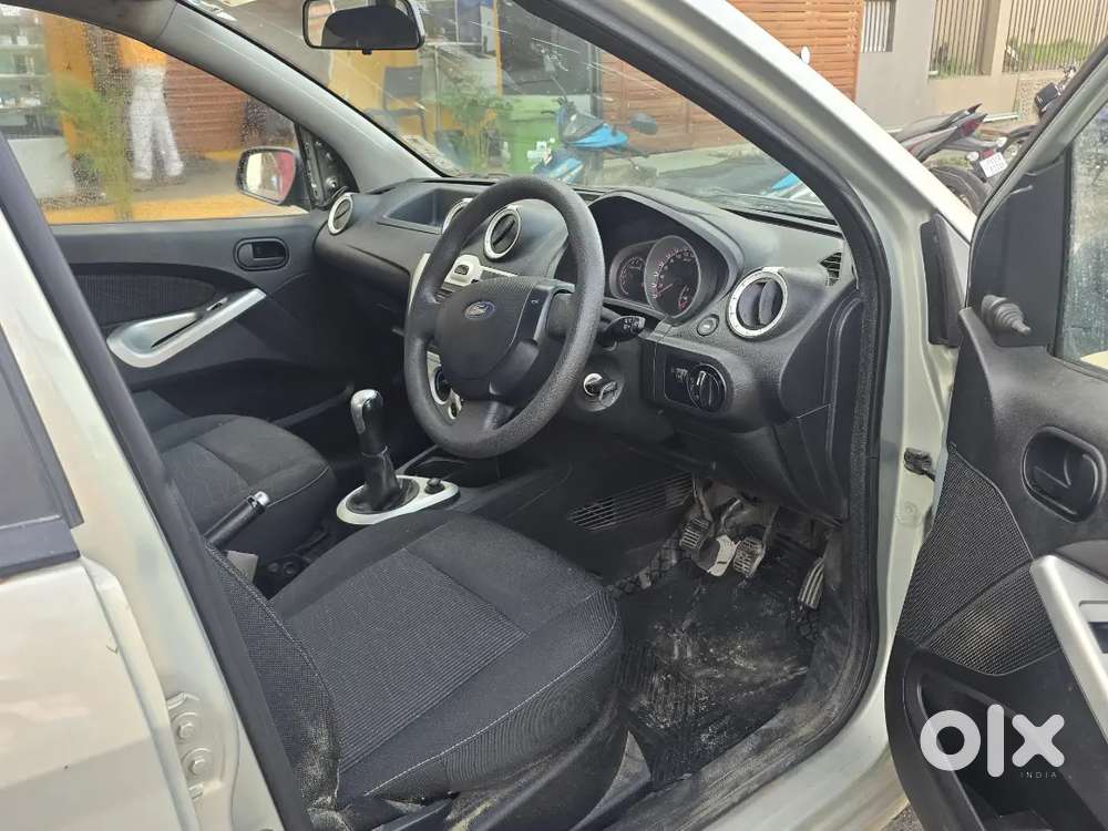 Ford Figo 1.5 Titanium 2014