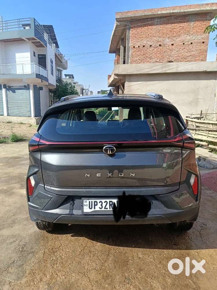 Tata Nexon 2026 Petrol 14000 Km Driven In Showroom Condition