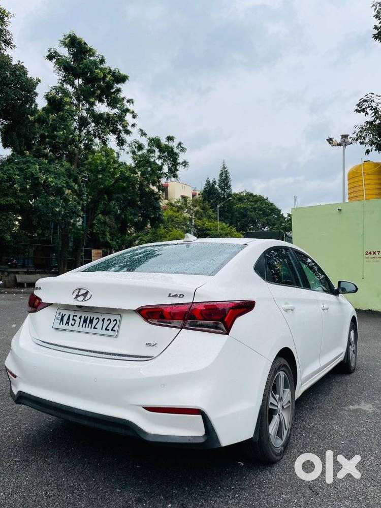 Hyundai Verna 1.6 Sx (o) Crdi At, 2018, Diesel