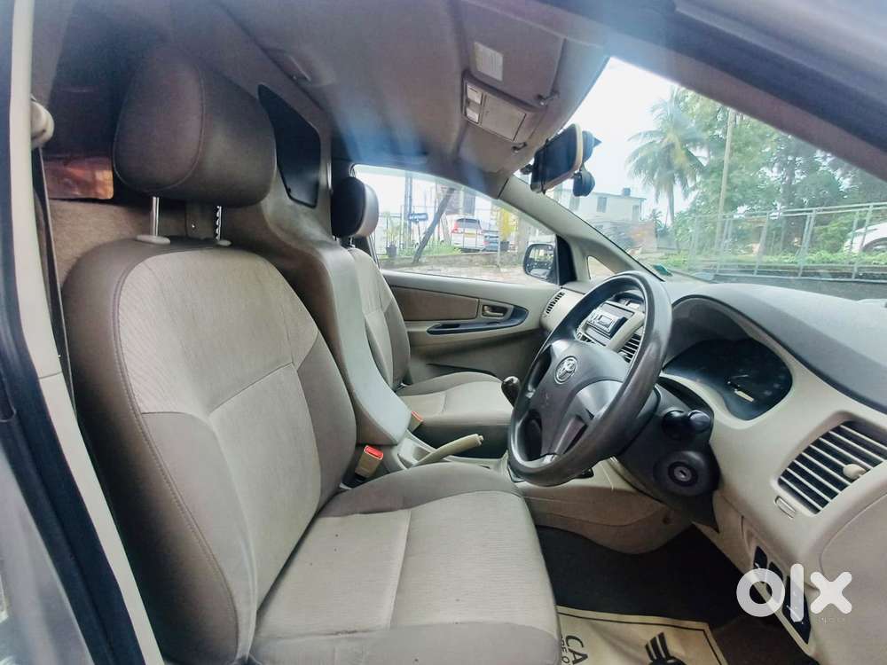 Toyota Innova 2.5 Gx (diesel) 7 Seater Bs Iv, 2012, Diesel