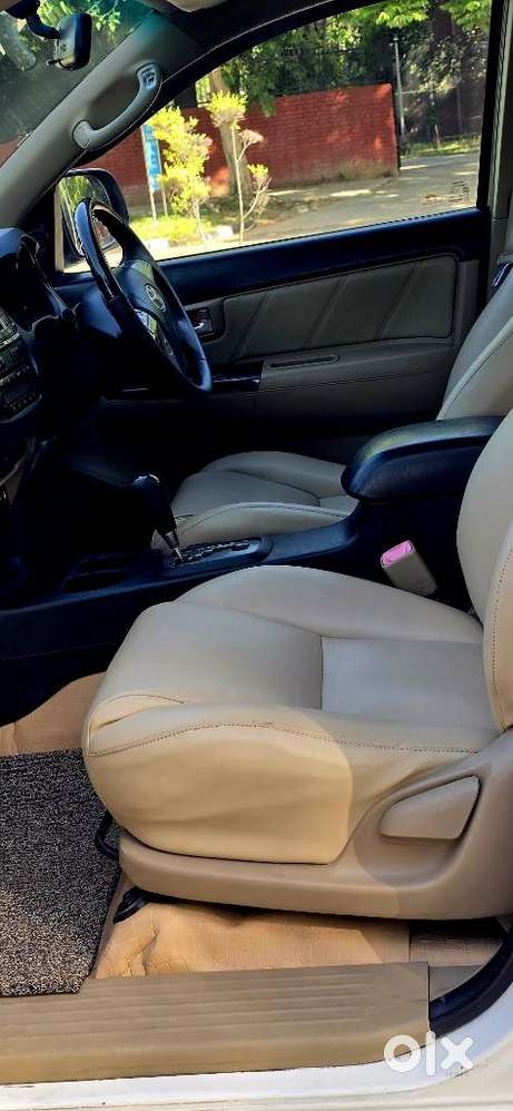 Toyota Fortuner 2011-2016 4x2 At, 2015, Diesel