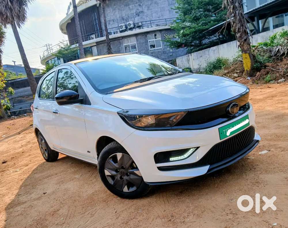 Tata Tiago Lr (topend Variant)