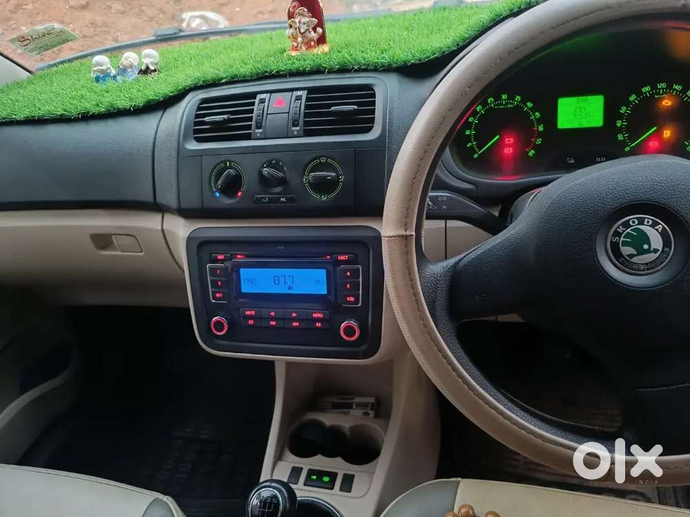 Skoda Fabia 2013 Diesel 97000 Km Driven