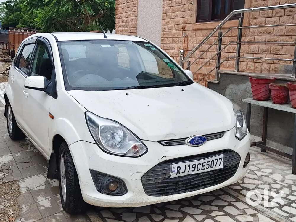 Ford Figo Titanium Diesel 2013