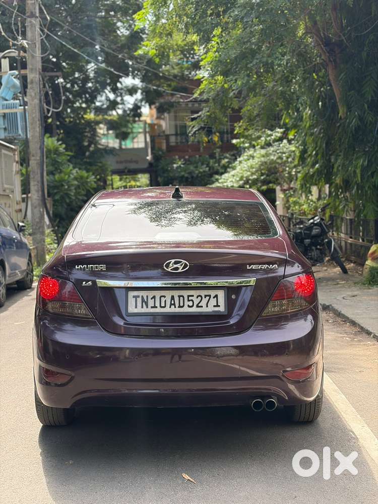 Hyundai Fluidic Verna 2011