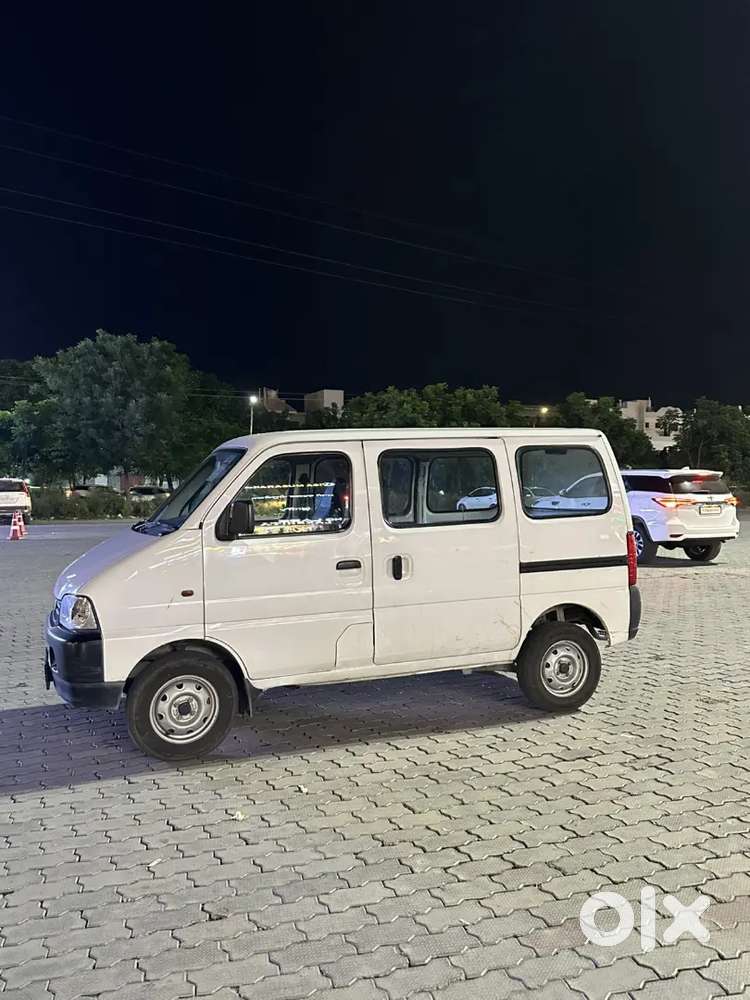 Maruti Suzuki Eeco Ac 2022. Brand New Tyre