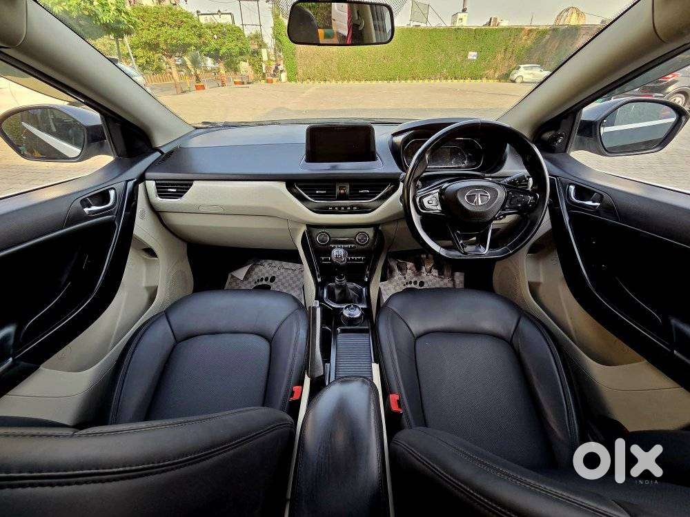 Tata Nexon 1.2 Revotron Xz Plus, 2022, Cng & Hybrids