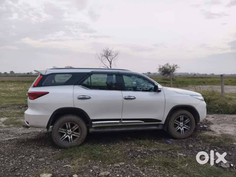 Car  Sale Fortuner