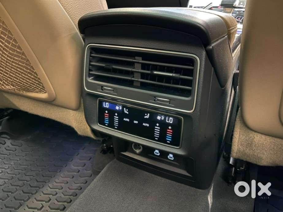 Audi Q7 Technology 55 Tfsi W/o Matrix, 2023, Petrol