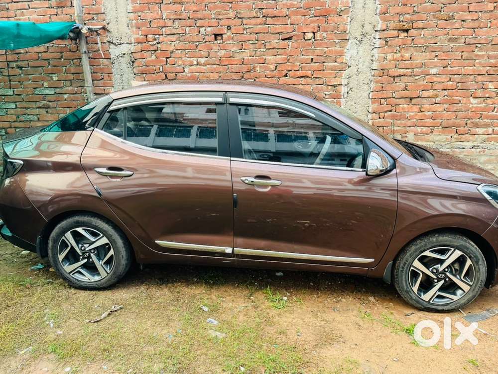 2021 Hyundai Aura Petrol Top Model