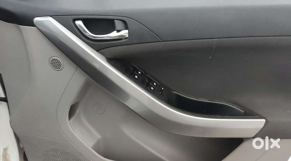 Tata Nexon 1.2 Revotron Xz Plus, 2018, Petrol