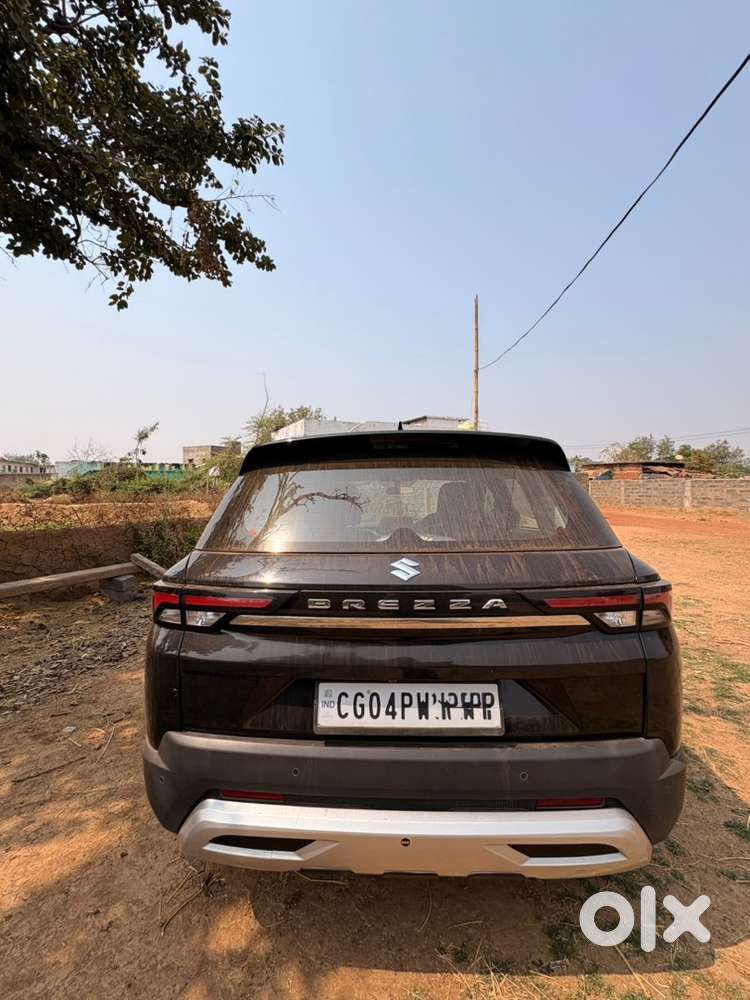 Maruti Brezza Petrol 2025