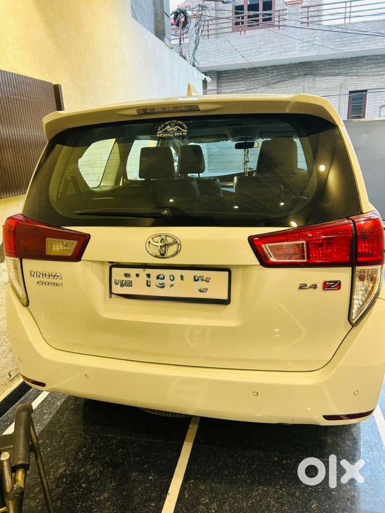2022 Toyota Innova Crysta Diesel