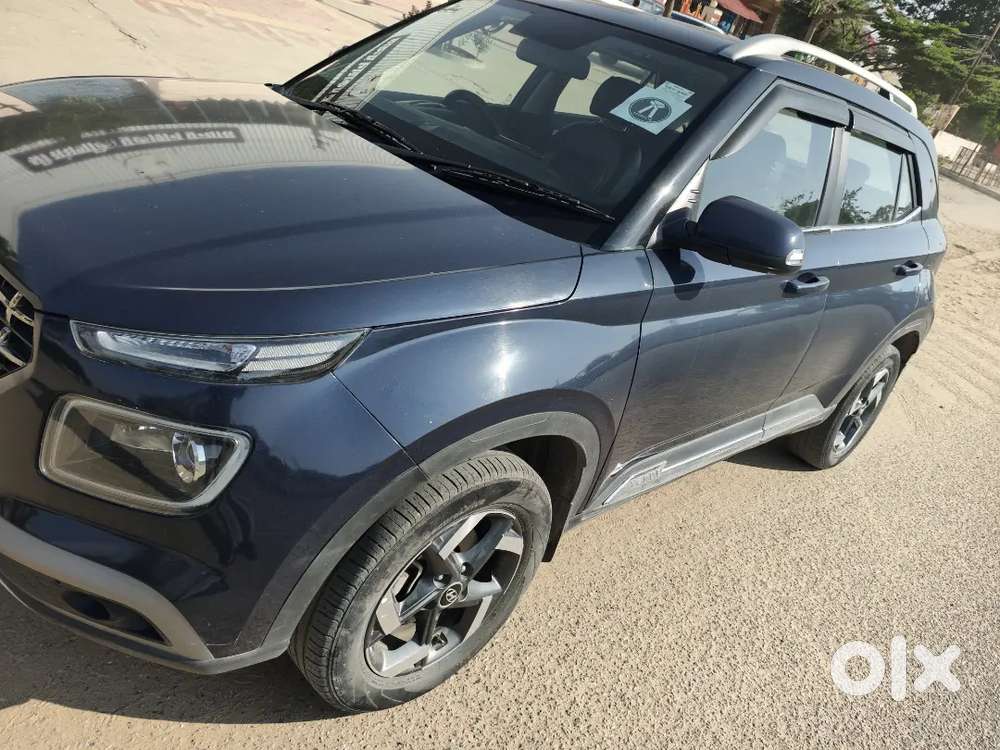 Hyundai Venue S Plus 2020 Mt Petrol