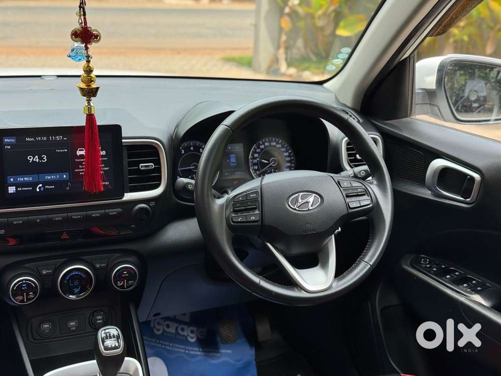 Hyundai Venue 1.0 Sx Turbo Imt Dual Tone Sport, 2021, Petrol