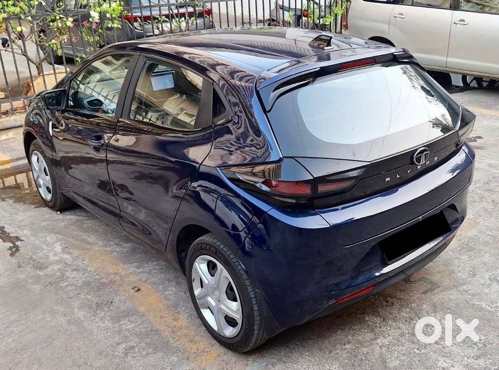 Tata Altroz Xm (s) Petrol, 2024, Petrol