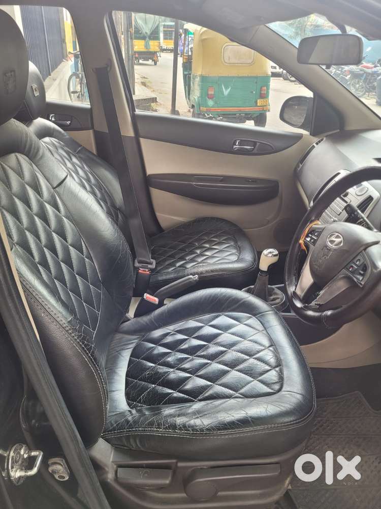 Hyundai I20 Asta 1.4 Crdi With Avn 6 Speed, 2011, Diesel