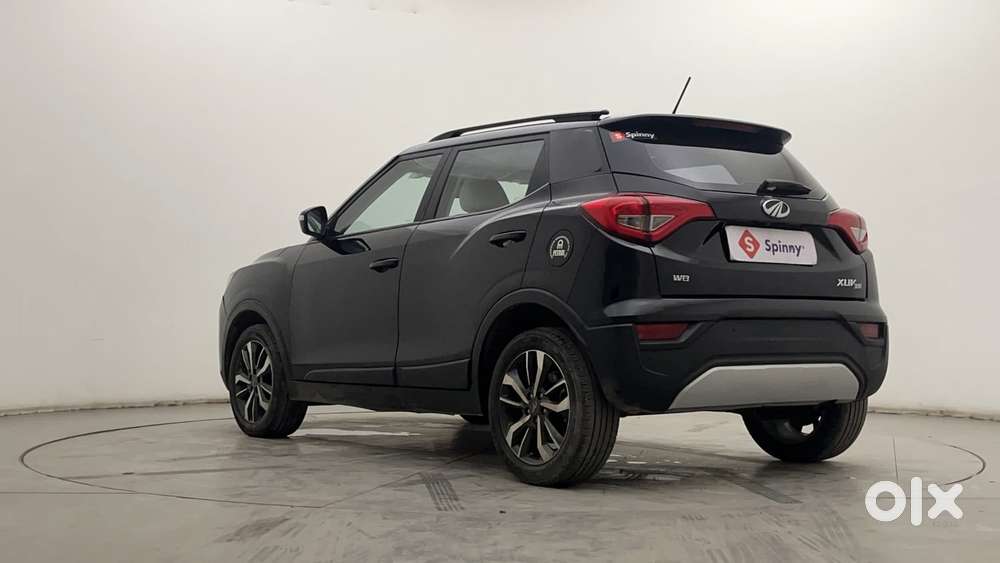 Mahindra Xuv300 W8 Option, 2022, Petrol