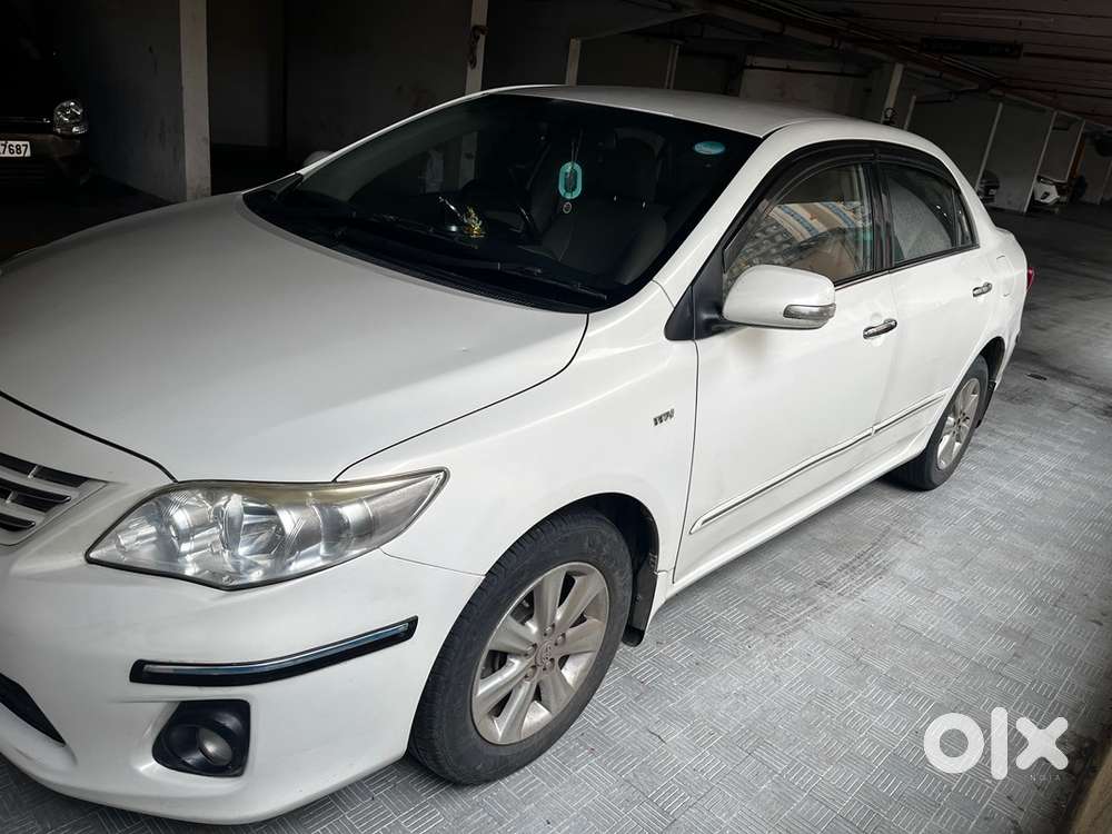 Toyota Corolla Altis 2012