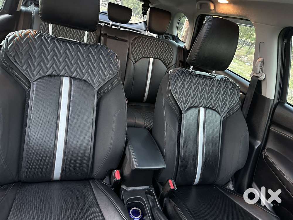 Maruti Suzuki Grand Vitara 1.5 Alpha Plus Intelligent Hybrid Ecvt, 2..