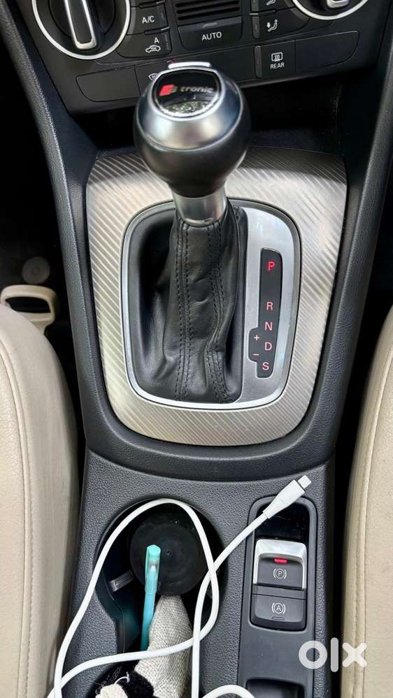 Audi Q3 2.0 Tdi Premium With Sunroof, 2015, Diesel