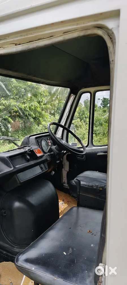 Force Motors Force One 2007 Diesel 100000 Km Driven