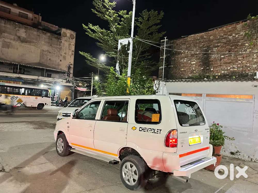 Chevrolet Tavera Neo 3 Ls Bs Iii 9 Seater
