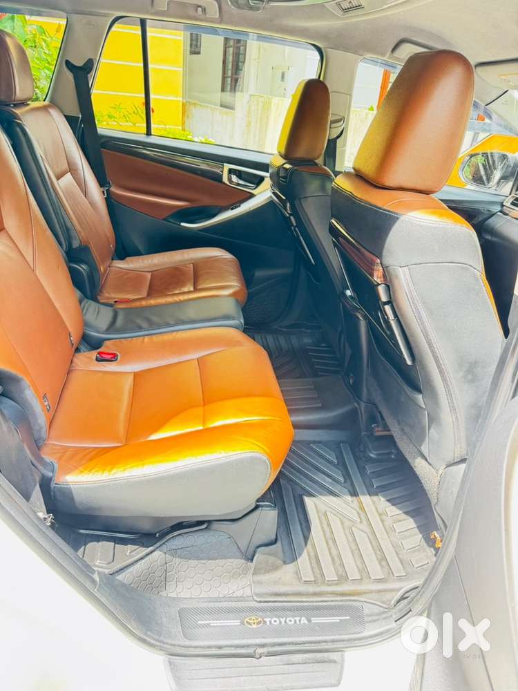 Toyota Innova Crysta 2017