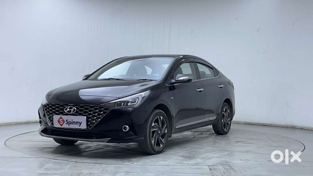 Hyundai Verna 1.5 Sx (o) Vtvt Ivt, 2022, Petrol