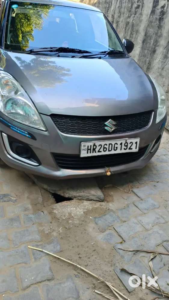 Maruti Suzuki Swift Lxi 2017