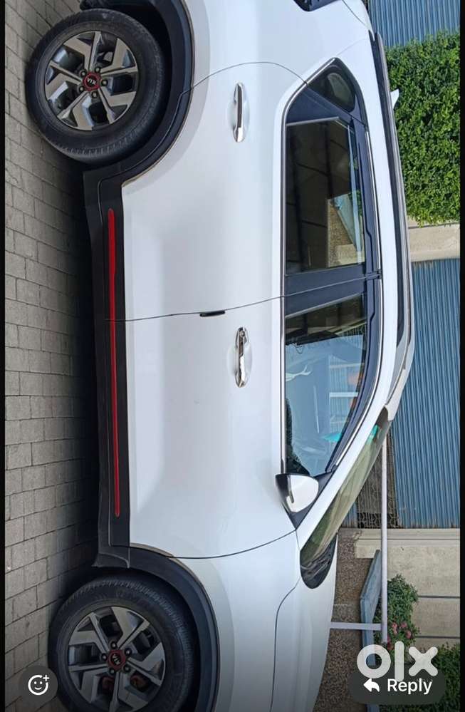 Kia Sonet 2021 Petrol 37500 Km Driven