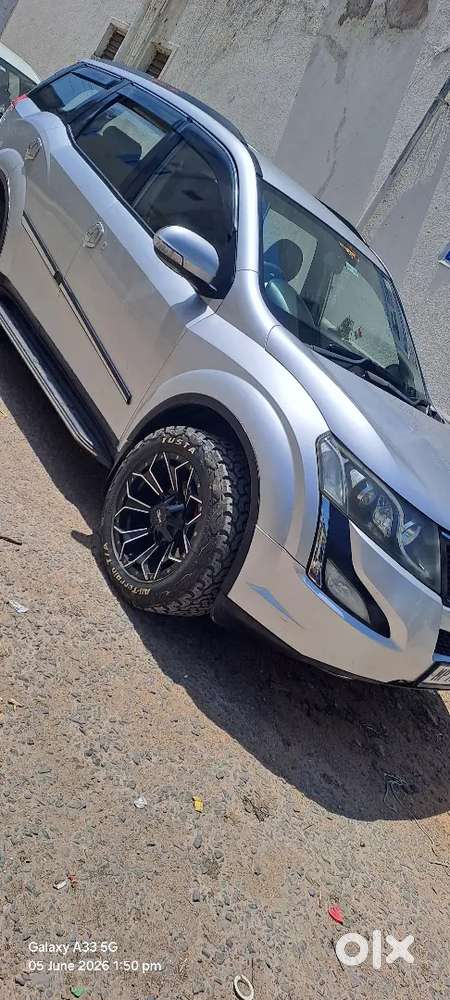 Mahindra Xuv500 2015 Diesel 80153 Km Driven
