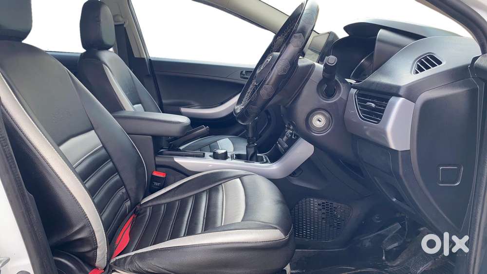 Tata Nexon 1.2 Revotron Xma Amt, 2022, Petrol