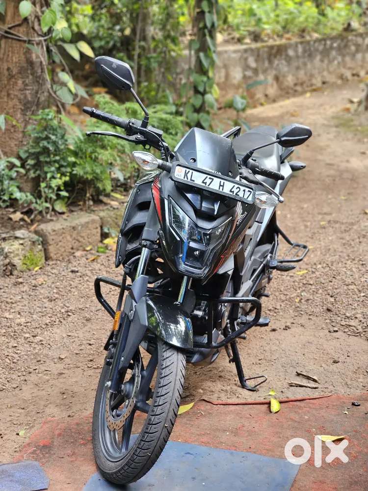 Mileage Honda X Blade 2018 Price Honda XBlade Double Disc Model