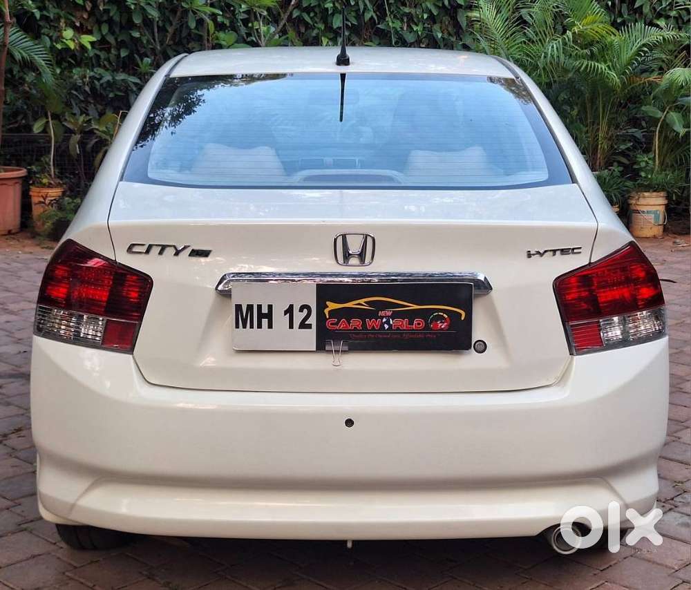 Honda City 2011-2013 V At Exclusive, 2011, Petrol