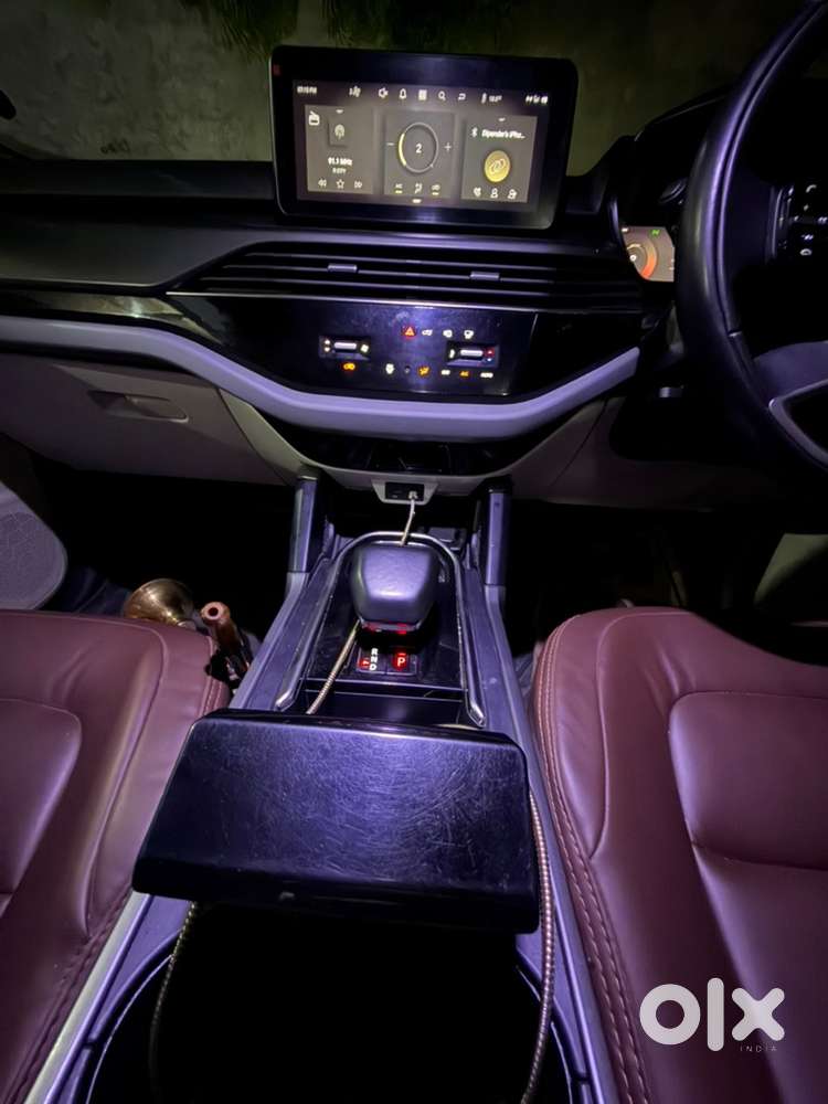Tata Safari 2025 Diesel 25000 Km Driven