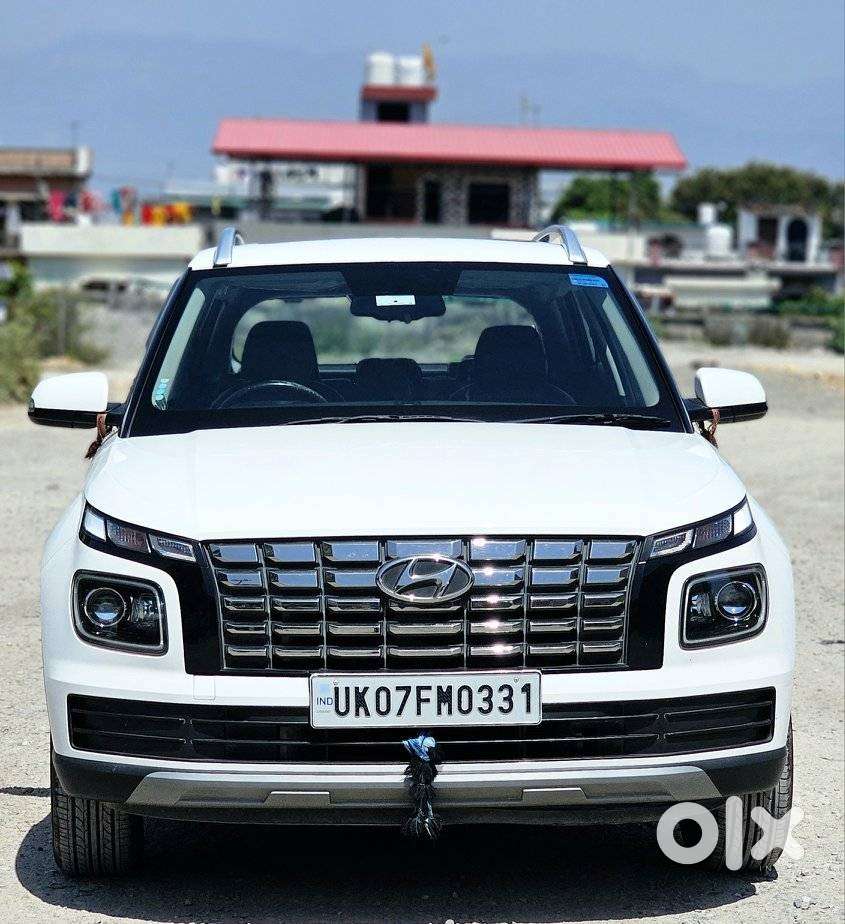 Hyundai Venue Sx Mt, 2023, Petrol
