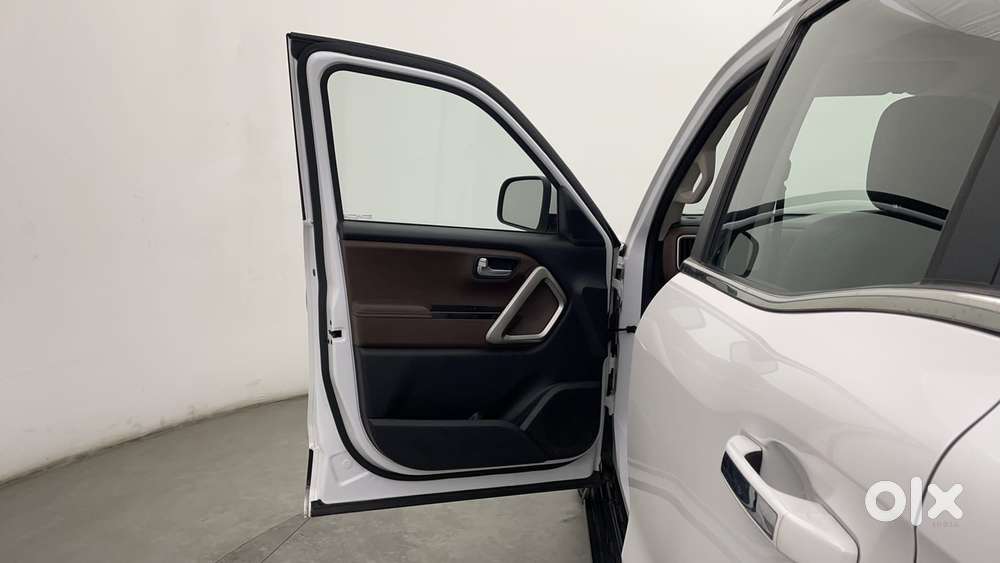 Mahindra Scorpio N Z8 L Petrol At 7 Str, 2023, Petrol