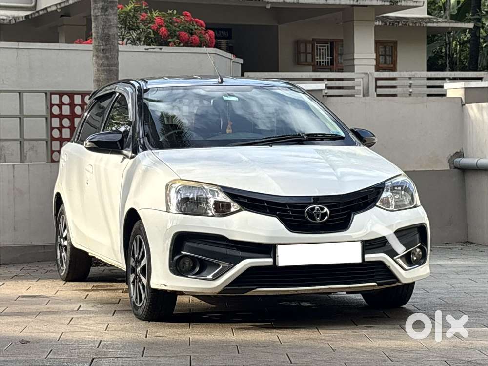 Toyota Etios Liva Vxd Dual Tone, 2018, Diesel