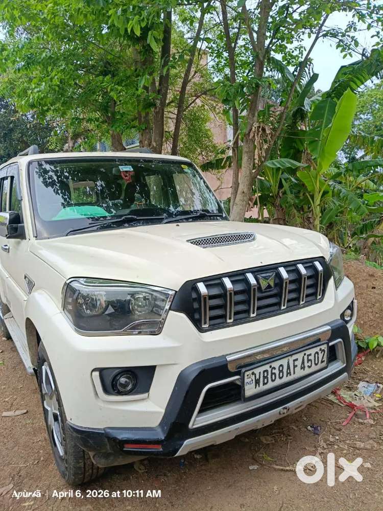 Mahindra Scorpio S5 9 Seater Private Car