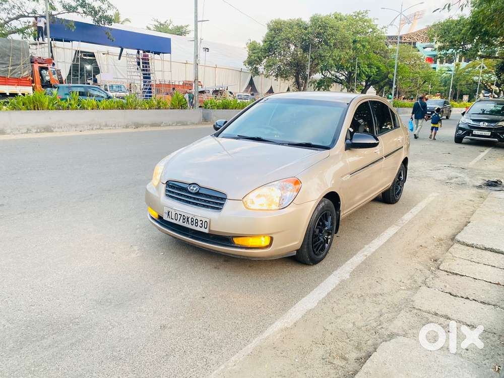 Hyundai Verna 2009 Petrol Manual