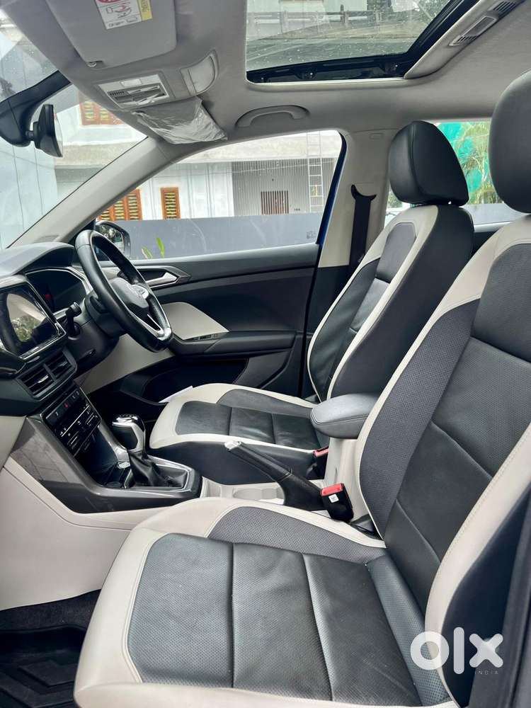 Volkswagen Taigun 1.0 Tsi Topline At, 2023, Petrol