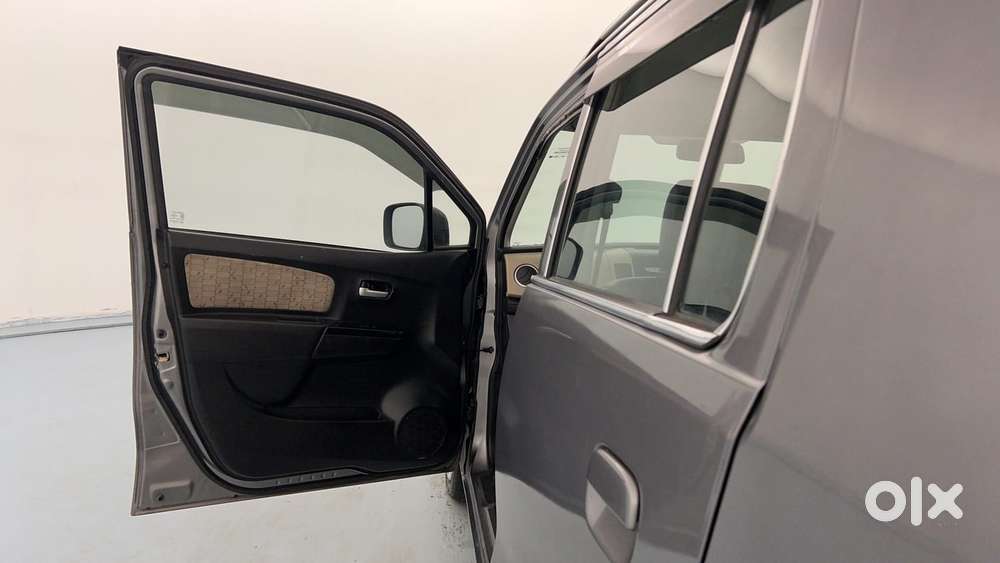 Maruti Suzuki Wagon R 1.0 Vxi Amt, 2017, Petrol